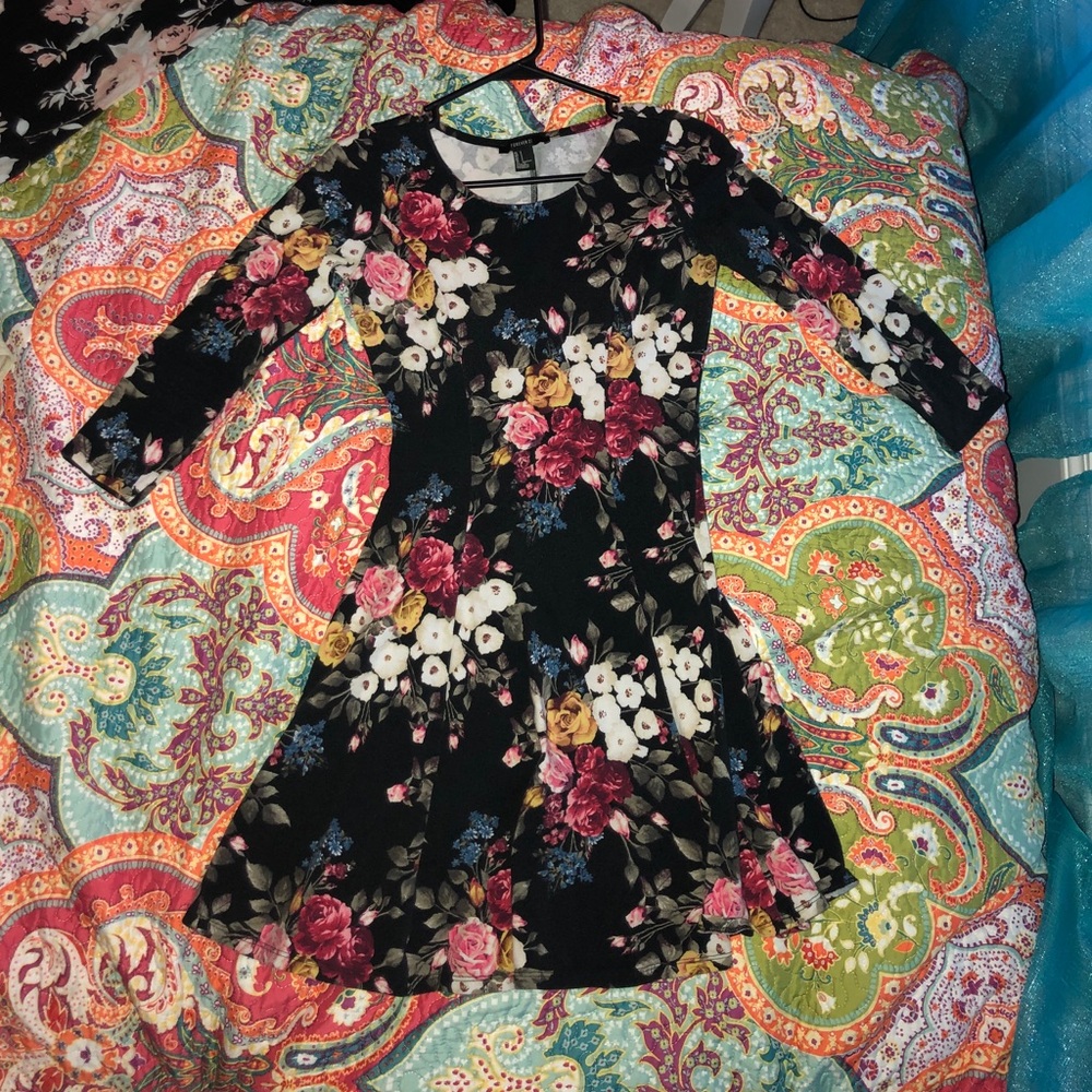 Long sleeve floral dress from Forever 21